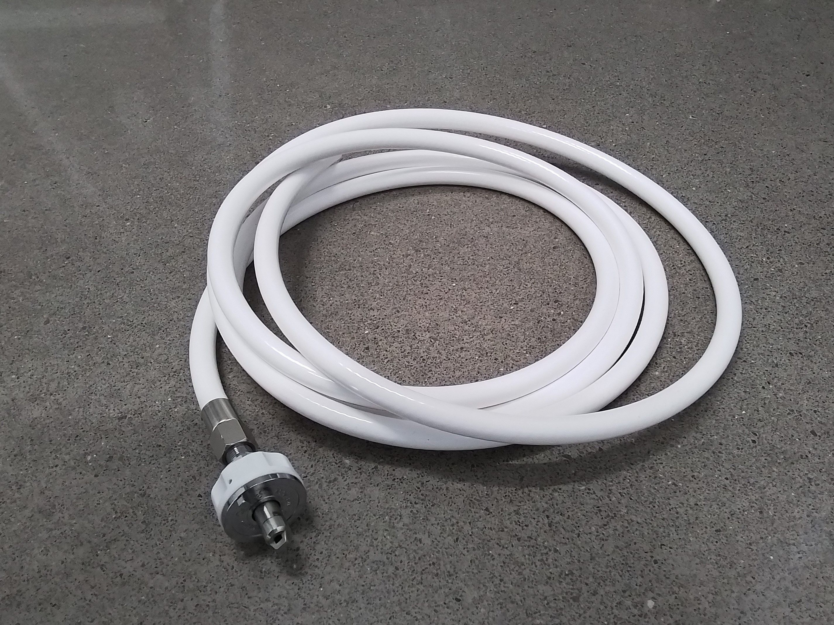 VAC Hose w/ Male Ohmeda Quick Connect 10'